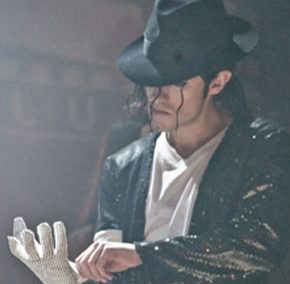 Michael Jackson – Smooth Criminals