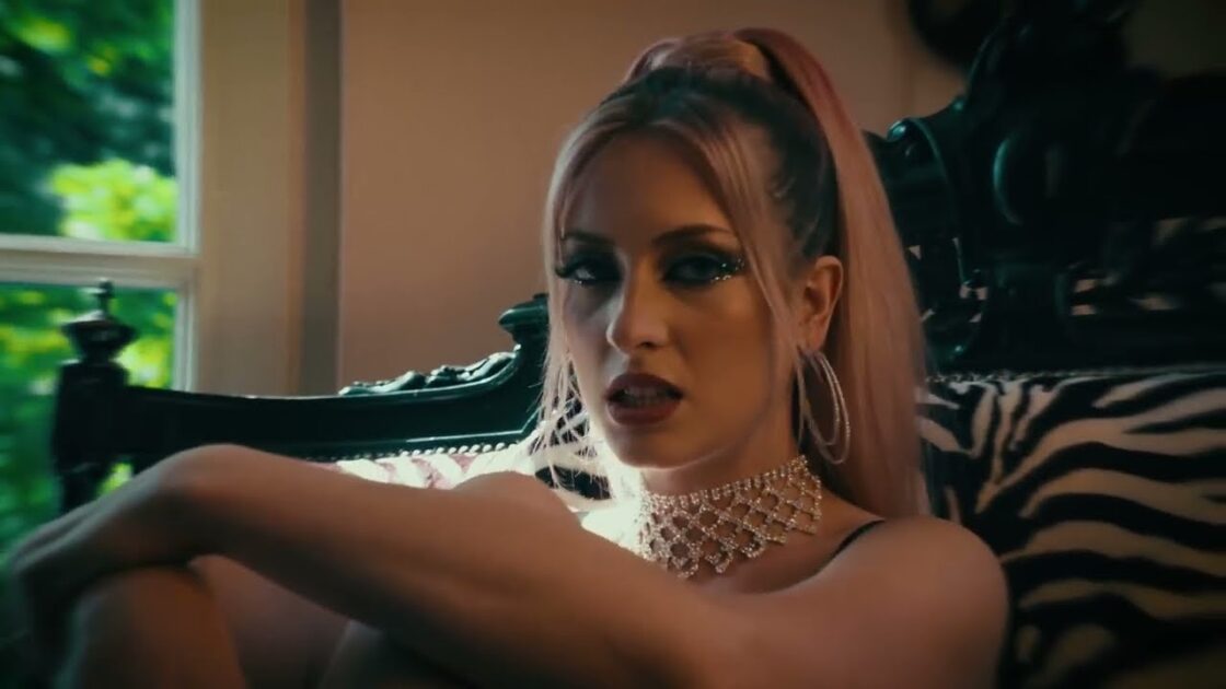 BadBitchSide