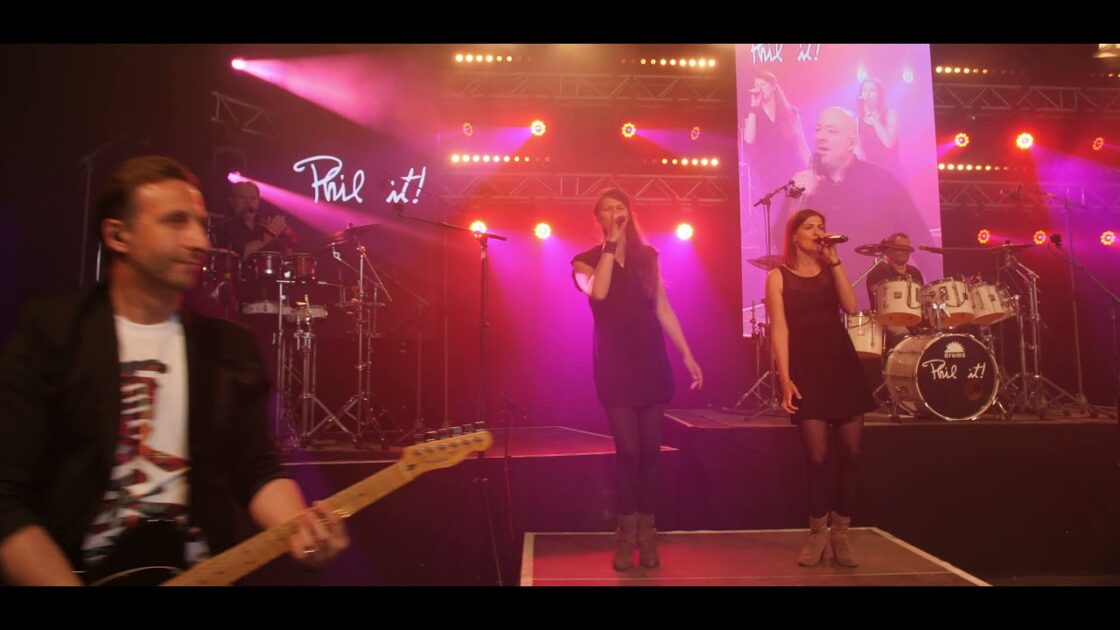 Phil Collins - Two hearts - Live - Phil it!