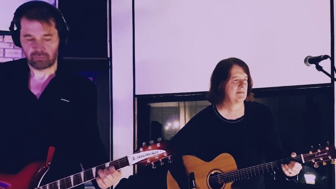 R.EMBRACE - The One I Love