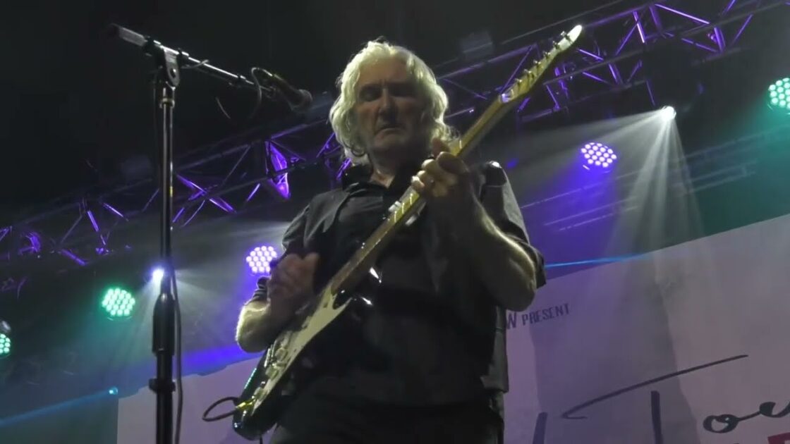 Skateaway (Live)